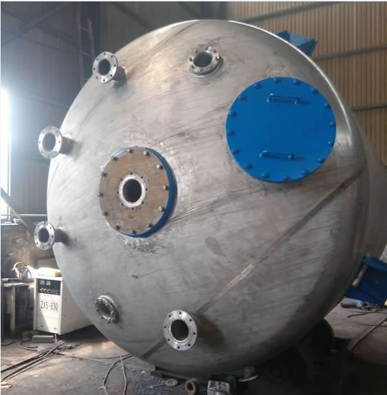 Stainless steel reactor